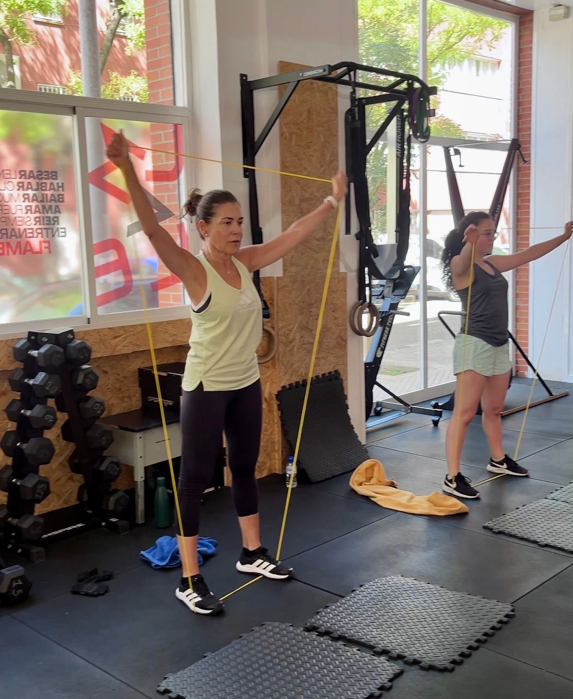 Trabajo de movilidad en Yoga Funcional FLAME
